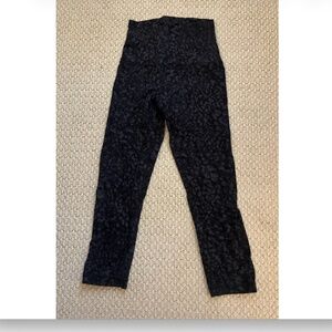 Lululemon leggings size 4